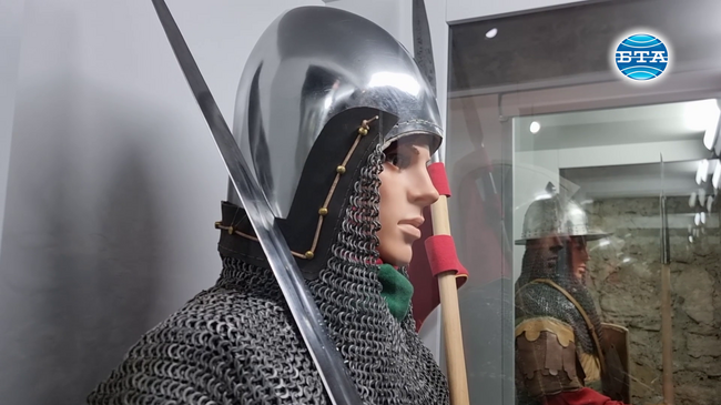Постоянна изложба показва късносредновековното българско облекло и въоръжение