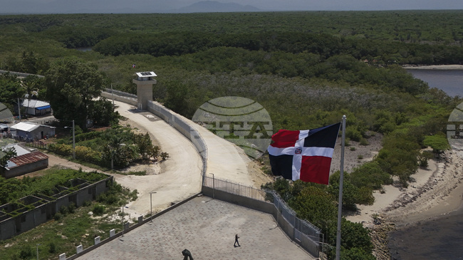 Наводнения в Доминиканската република и Хаити отнеха живота на 19 души