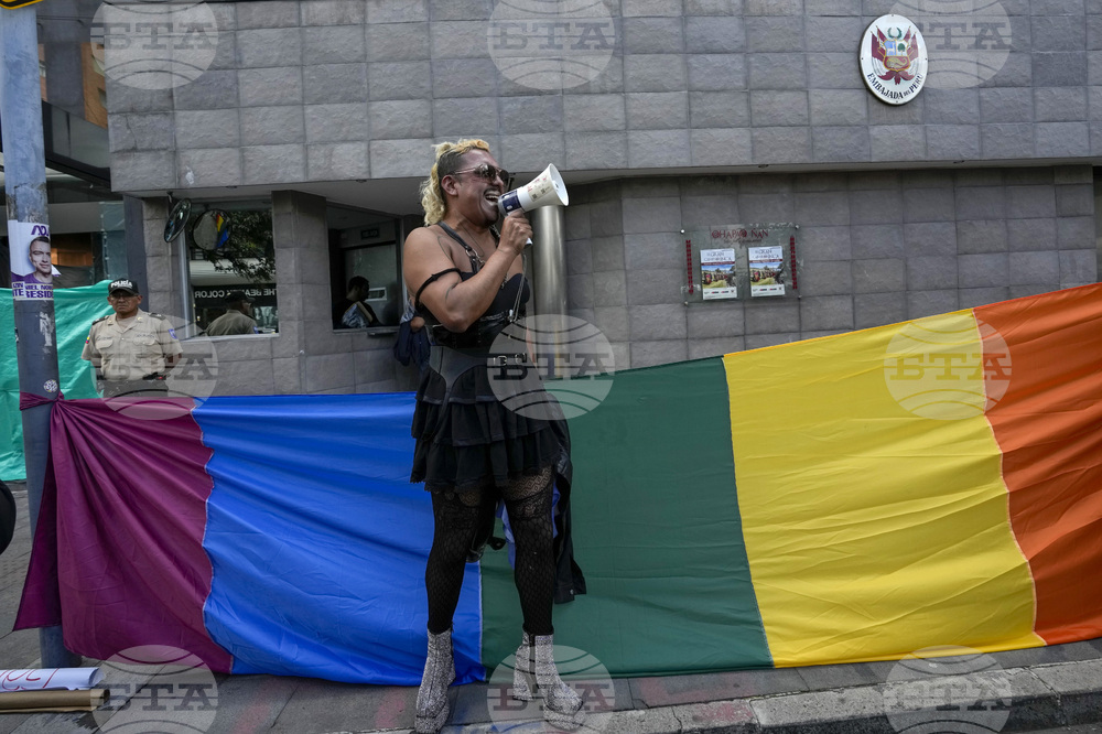 Протест в Перу срещу дефинирането на транссексуалността като психическо заболяване