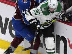 Stars Avalanche Hockey
