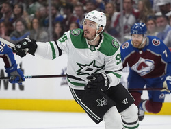 Stars Avalanche Hockey