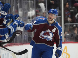 Stars Avalanche Hockey