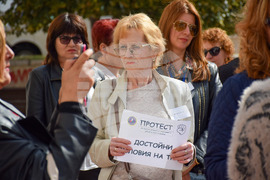 Благоевград - РЗИ - служители - протест