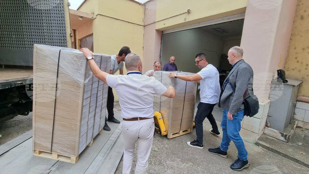 В Силистра пристигнаха хартиените бюлетини за изборите в неделя