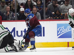 Stars Avalanche Hockey