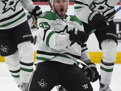 Stars Avalanche Hockey