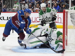 Stars Avalanche Hockey