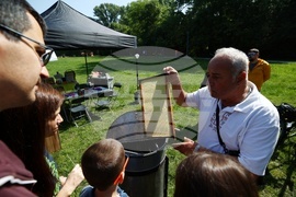 Фестивал „Денят на пчелите“