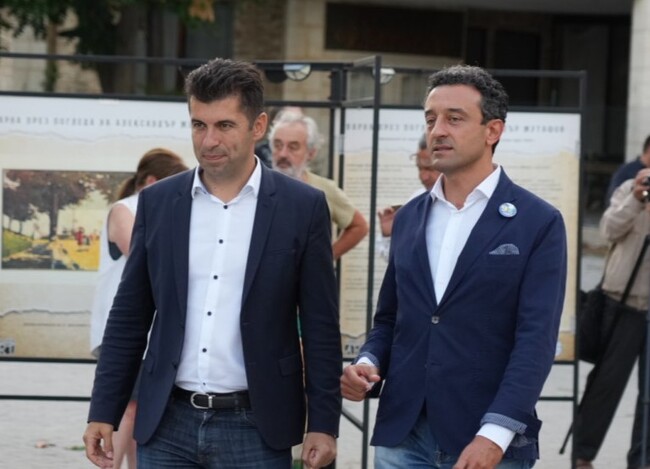„Продължаваме промяната“ предупреждава за опит за възстановяване на модела ГЕРБ-Стоян Мавродиев в ББР