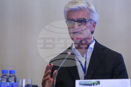 Асоциация на индустриалния капитал в България - форум - Хюбърт Котони