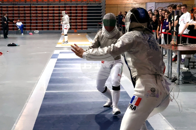 Българските състезатели не успяха да се класират за втория ден на сабя на Световната купа по фехтовка в Пловдив