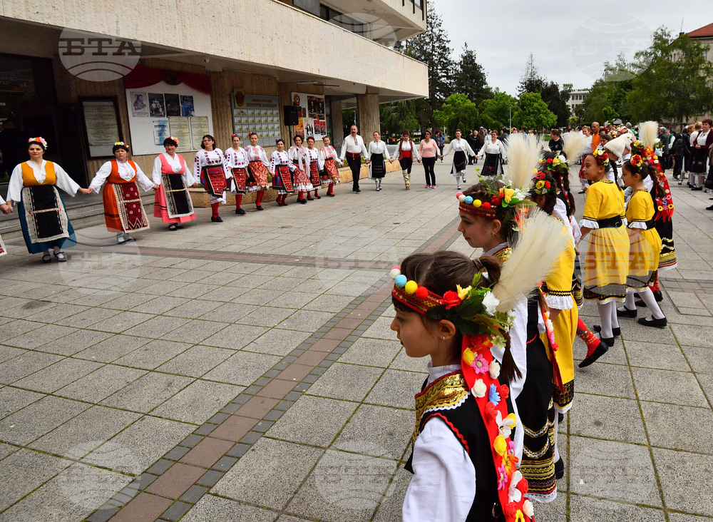 Разград кани любителските танцови клубове за фолклорни хора да покажат своето майсторство на XVI фестивал „Капанска китка“