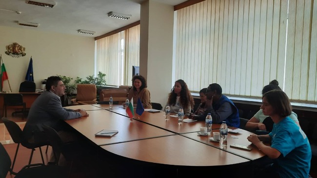 Областният управител се срещна с представители на УНИЦЕФ и Върховния комисариат за бежанците 