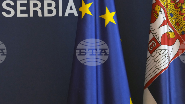 Сръбският министър Борис Братина се извини за изявленията си, че Хърватия, подобно на Украйна, трябва да бъде "наказана със загуба на територия" 