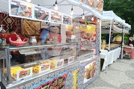  Румъния - Фестивал на азиатската храна