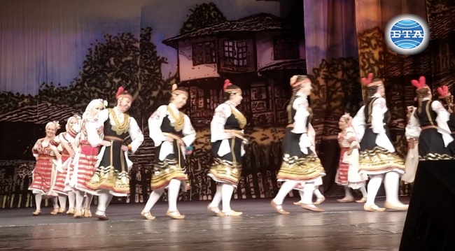 Фестивалът „Капанска китка“ в Разград събра почитатели на българския фолклор