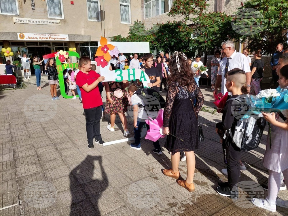 Седмица на зеленото образование чрез спорт започна в най-голямото средищно училище в Омуртаг