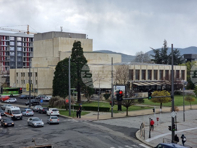 Освободен от длъжност е директорът на театъра в Кърджали Гълъб Бочуков