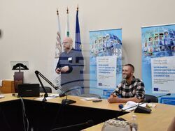 Гост лекторът Флориан Зейевски