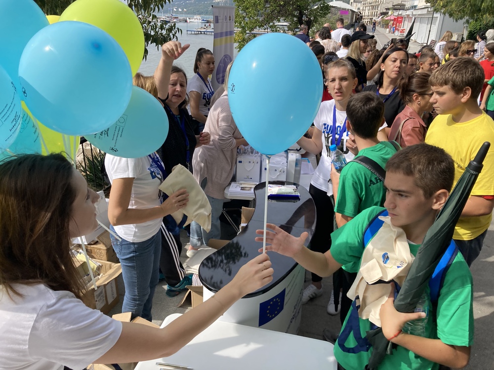 Спортен празник беляза Деня на европейското сътрудничество