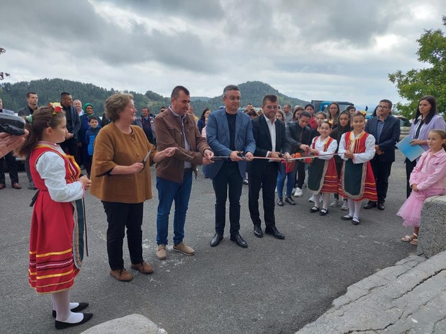 Празнична вечер в джебелското село Припек, където бе открито реновираното местно читалище