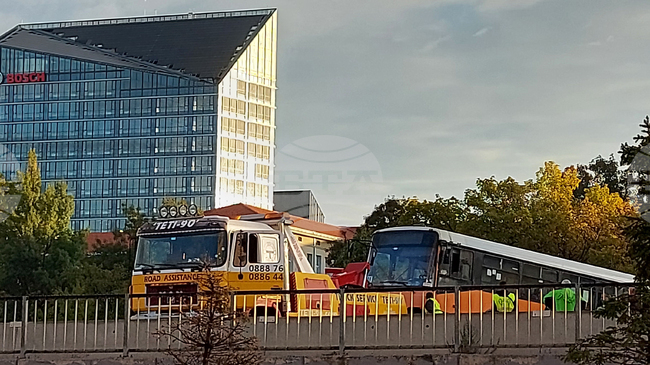 Автобус - пътнотранспортно произшествие