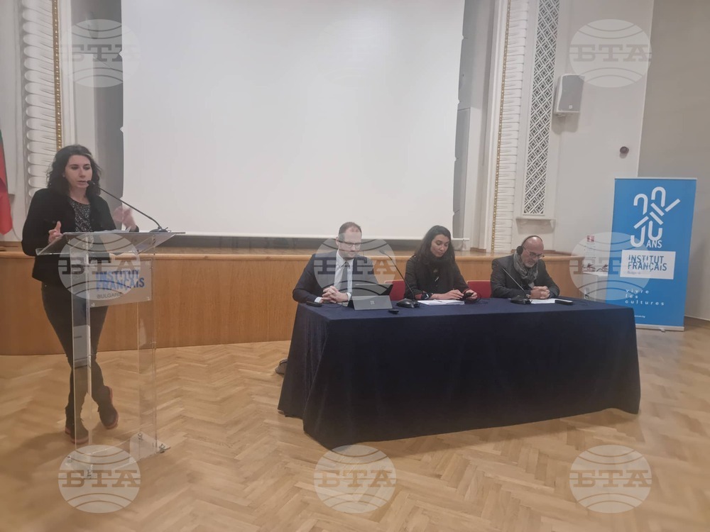 One in Ten Children in Bulgaria Born to Teen Mother - Public Health Expert