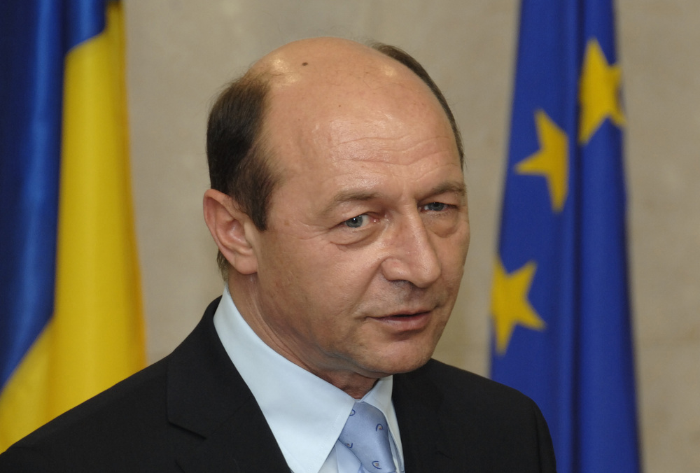Бившият президент на Румъния Траян Бъсеску: Хората днес избират между "промосковски” и "проатлантически" кандидат