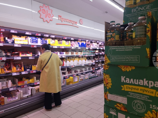 Няма предпоставки за промяна на цените на олиото у нас, показват проверки на институции