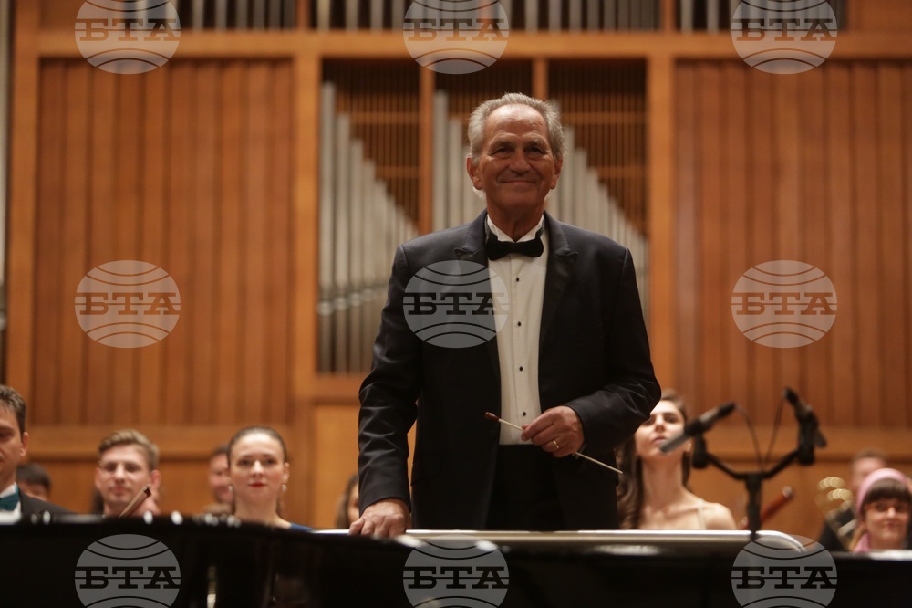 Международен фестивал „Пиано Екстраваганца“ - Кристиан Мандял