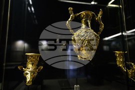 Бургас - Археологически музей - копие на Панагюрското златно съкровище