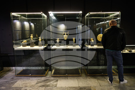 Бургас - Археологически музей - копие на Панагюрското златно съкровище