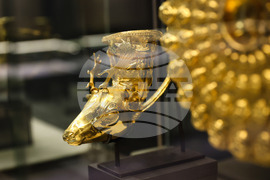 Бургас - Археологически музей - копие на Панагюрското златно съкровище