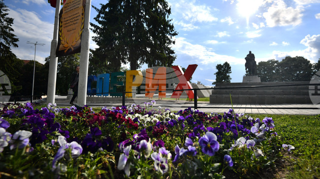 С премиерата на спектакъла „Милионерът“ в Исперих бе открит афишът на майските празнични дни на културата