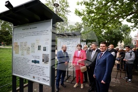 Изложба „Петър Берон: 200 г. от издаването на „Рибния буквар“