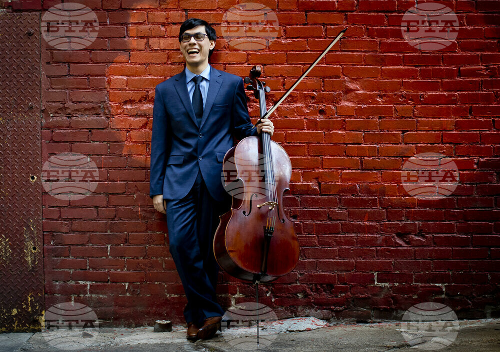 Youngest Winner in History of Tchaikovsky Competition Zlatomir Fung Stages Concert in Bulgaria Hall