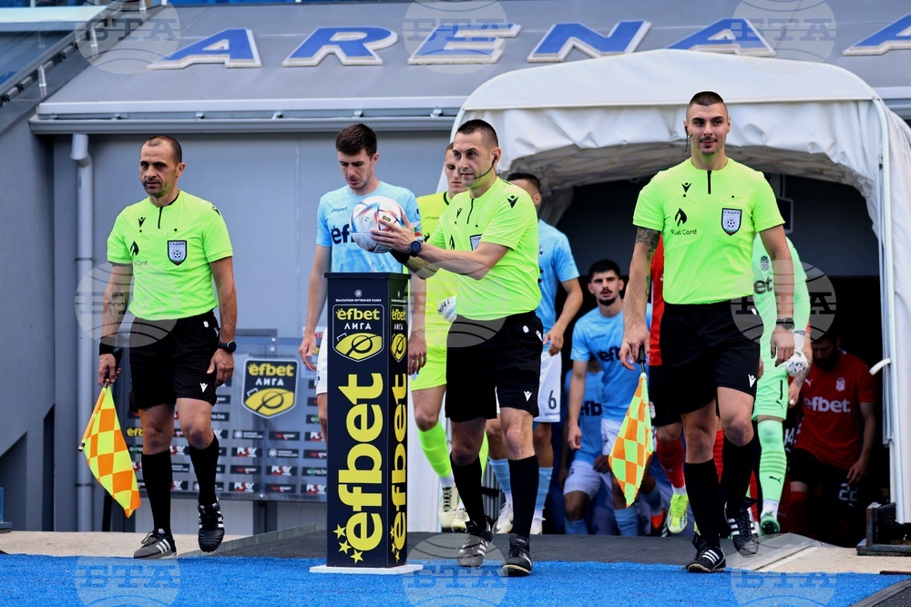 Ивайло Ненков ще ръководи двубоя от Втора лига между Етър и Монтана