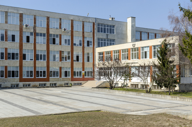 „Умно кошче" на СУ "Л. Каравелов" Добрич с първо място от форум по роботика