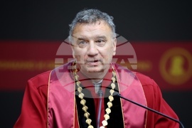 УНСС – дипломи - връчване