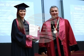 УНСС - дипломи - връчване