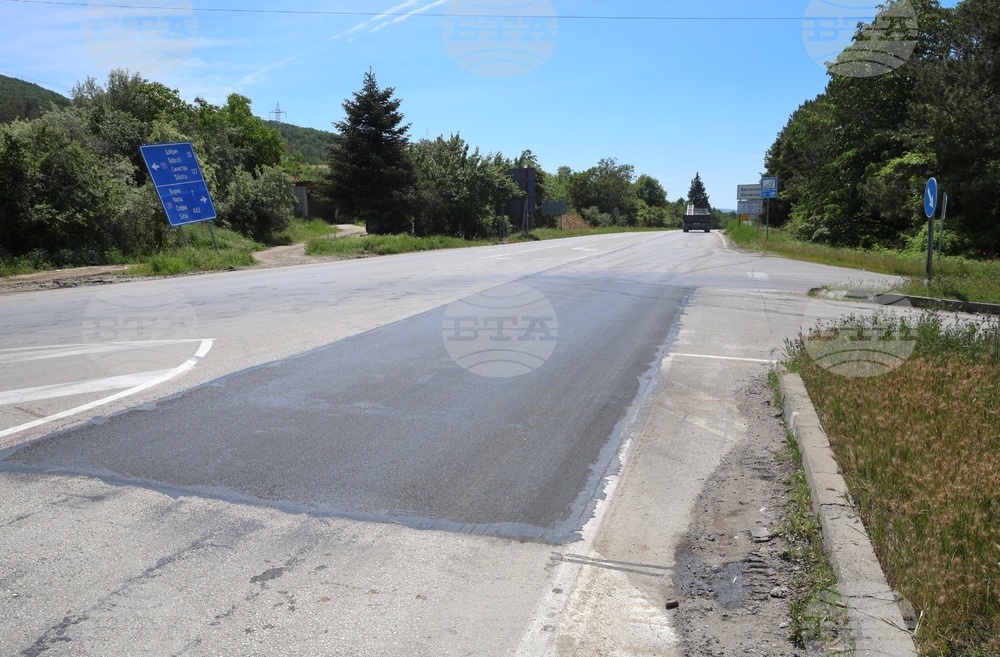 Аксаково - преасфалтиран пътен участък