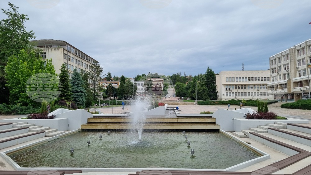 Попово - изглед - център