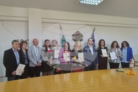 Плевен - учители - грамота "Неофит Рилски"