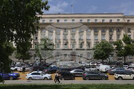 Парламент - извънредно заседание