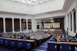 Парламент - извънредно заседание