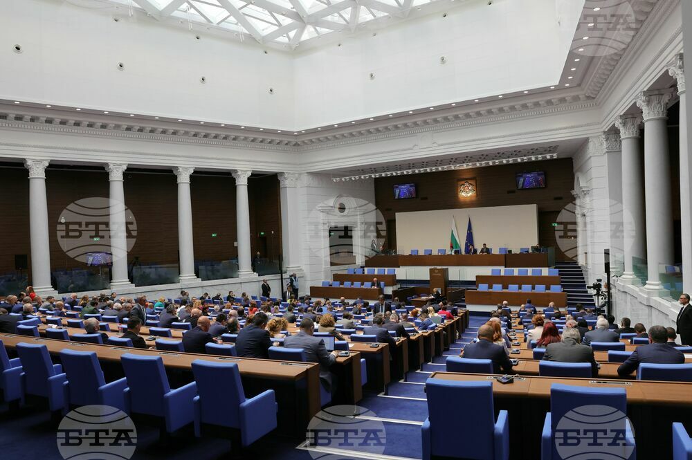 Ивайло Иванов положи клетва като депутат от ПП-ДБ в 49-ото Народно събрание
