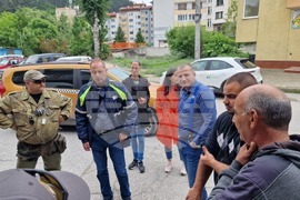 Смолян - река Черна - зарибяване