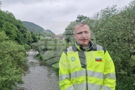 Смолян - река Черна - зарибяване