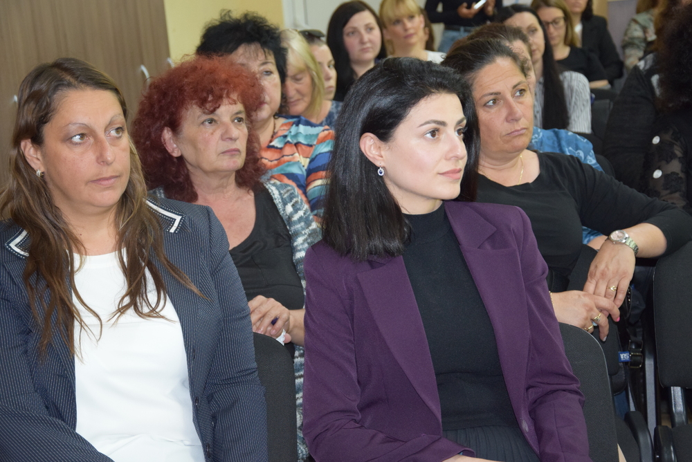 ОА Видин: Областният управител откри уъркшоп „Иновативни инструменти за допълваща и алтернативна комуникация“ на Регионалния център за подкрепа на процеса на приобщаващото образование 