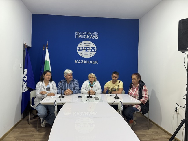 Прсконференция на НЧ "Жар", Казанлък